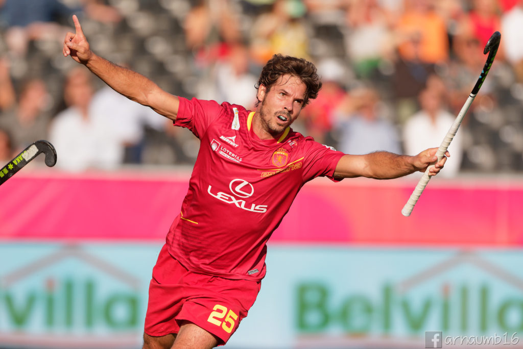Pau Quemada, decisivo hoy transformando 2 de los 3 penaltis córner que ha tirado / Arnau Martínez - HockeyESP
